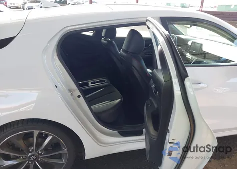 2019 Hyundai Veloster 2.0 Premium z USA, uszkodzony, nr VIN KMHTG6AF8KU003542